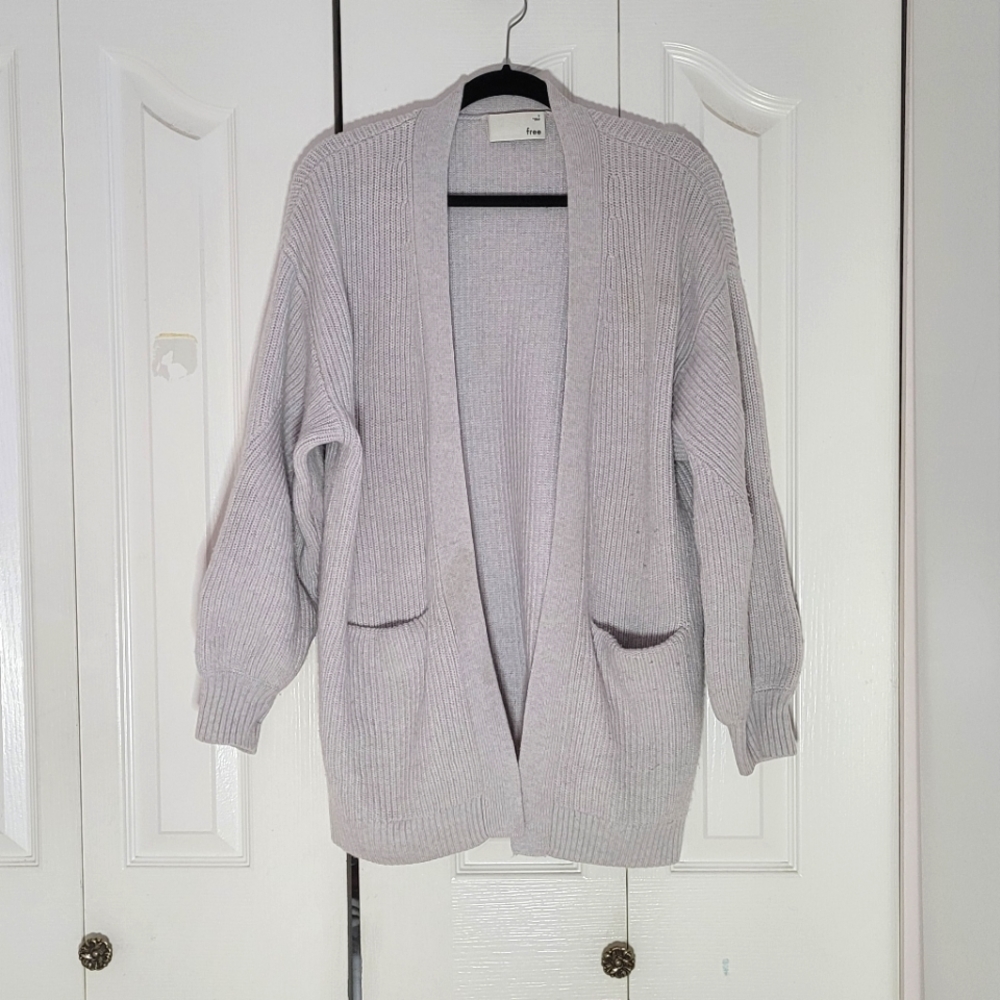 Aritzia Unwind Cardigan Size Small